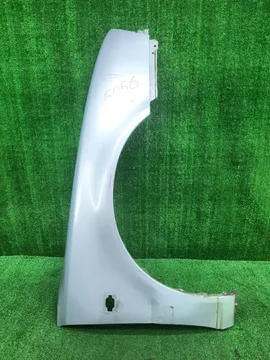 КРЫЛО НА NISSAN AVENIR W10