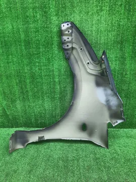КРЫЛО НА TOYOTA WISH ZNE10G