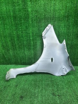 КРЫЛО НА TOYOTA VITZ SCP90