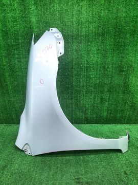 КРЫЛО НА TOYOTA COROLLA FIELDER NZE141G