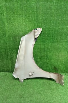 КРЫЛО НА HONDA STREAM RN1