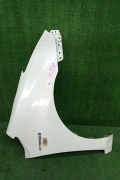 КРЫЛО НА TOYOTA PRIUS NHW20