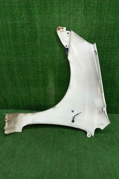 КРЫЛО НА HONDA STREAM RN1