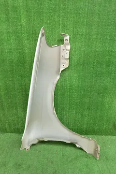 КРЫЛО НА NISSAN SUNNY FB15