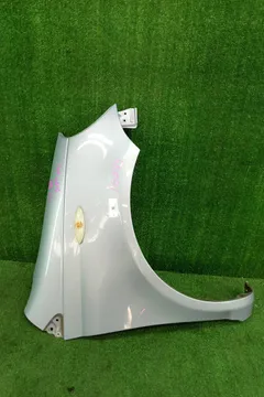 КРЫЛО НА TOYOTA VITZ SCP10