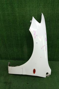КРЫЛО НА MITSUBISHI LANCER CS2A
