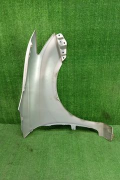 КРЫЛО НА TOYOTA COROLLA FIELDER NZE161G