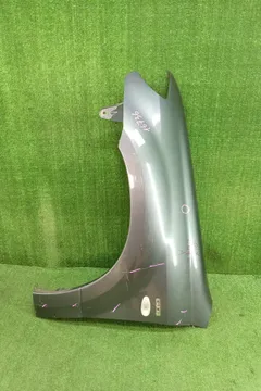 КРЫЛО НА MITSUBISHI AIRTREK CU4W
