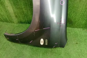 КРЫЛО НА MITSUBISHI AIRTREK CU4W