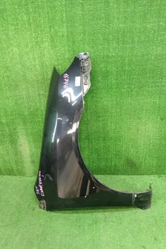 КРЫЛО НА TOYOTA COROLLA FIELDER ZZE122G