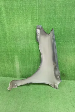 КРЫЛО НА TOYOTA COROLLA FIELDER ZZE122G