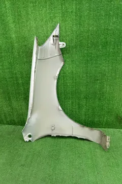 КРЫЛО НА MITSUBISHI LANCER CS2A
