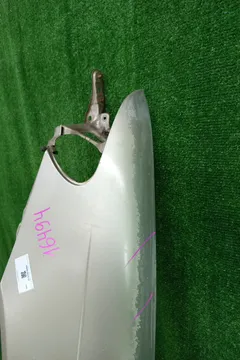 КРЫЛО НА TOYOTA COROLLA AE101