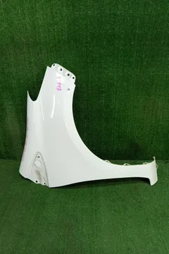 КРЫЛО НА TOYOTA VITZ KSP130