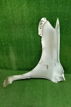 КРЫЛО НА TOYOTA COROLLA  AXIO NZE141