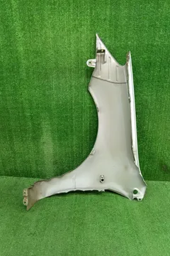 КРЫЛО НА MITSUBISHI LANCER CS2A