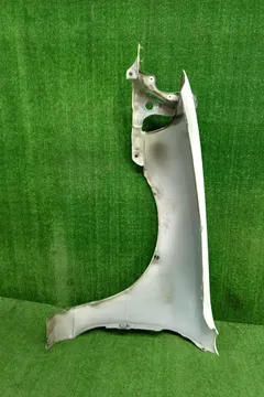 КРЫЛО НА TOYOTA SPRINTER AE100