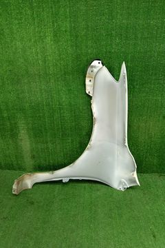 КРЫЛО НА TOYOTA COROLLA FIELDER NZE141G