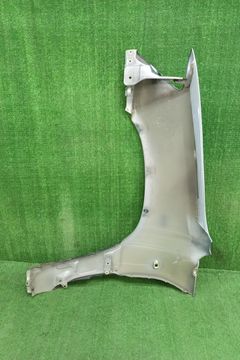 КРЫЛО НА TOYOTA HARRIER MCU10W