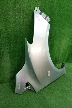 КРЫЛО НА MAZDA DEMIO DE3FS