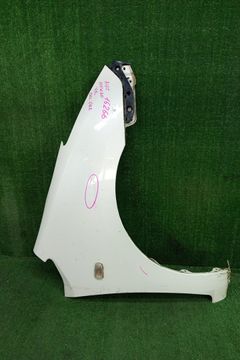 КРЫЛО НА TOYOTA PRIUS NHW20
