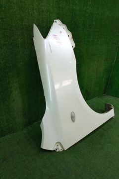 КРЫЛО НА TOYOTA COROLLA FIELDER ZRE142G
