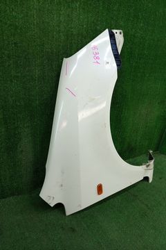 КРЫЛО НА HONDA STREAM RN1
