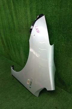 КРЫЛО НА TOYOTA PRIUS NHW20