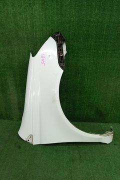 КРЫЛО НА TOYOTA PLATZ NCP12