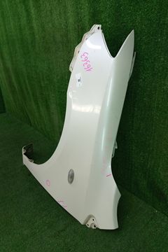 КРЫЛО НА TOYOTA COROLLA FIELDER ZRE142G