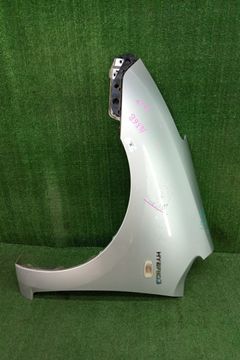 КРЫЛО НА TOYOTA PRIUS NHW20