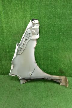 КРЫЛО НА TOYOTA PRIUS NHW20