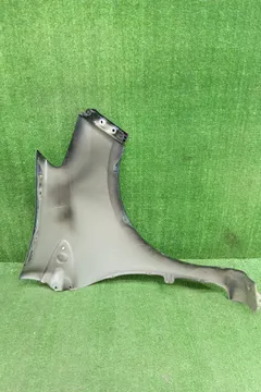 КРЫЛО НА TOYOTA VITZ KSP130