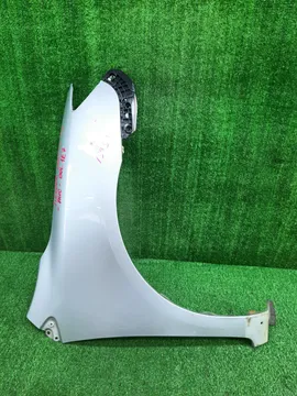 КРЫЛО НА TOYOTA COROLLA  AXIO NZE141