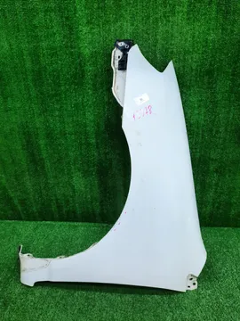 КРЫЛО НА TOYOTA COROLLA NZE121