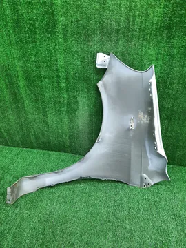 КРЫЛО НА TOYOTA VITZ SCP10