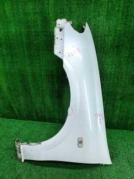 КРЫЛО НА NISSAN BLUEBIRD SYLPHY G10