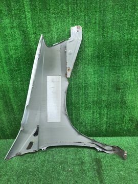 КРЫЛО НА NISSAN LIBERTY RM12