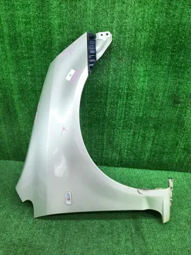 КРЫЛО НА HONDA STREAM RN1
