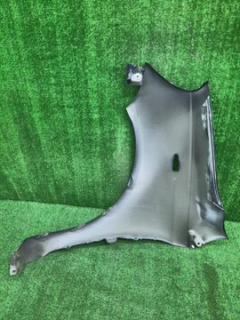 КРЫЛО НА TOYOTA VITZ NCP10
