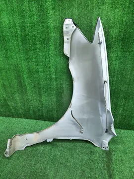 КРЫЛО НА TOYOTA COROLLA NZE121