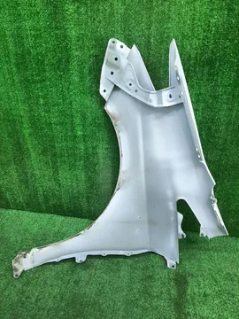 КРЫЛО НА TOYOTA PRIUS ZVW30