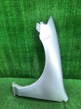 КРЫЛО НА MAZDA FAMILIA BHA3P