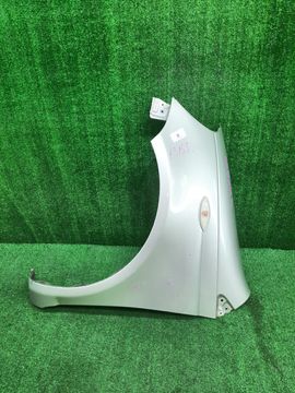 КРЫЛО НА TOYOTA VITZ SCP10