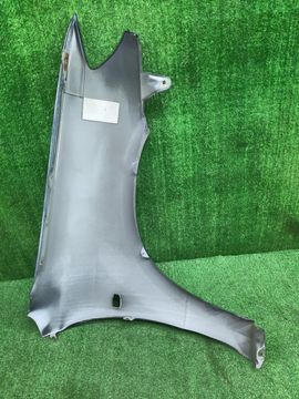 КРЫЛО НА MITSUBISHI AIRTREK CU2W
