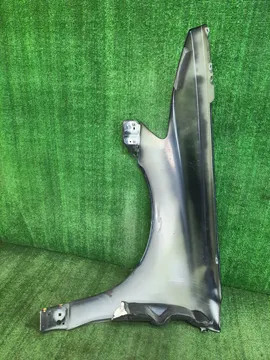 КРЫЛО НА VOLVO V50 MW43