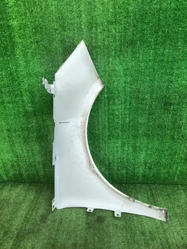 КРЫЛО НА AUDI A1 8X1