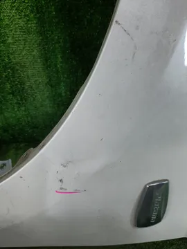 КРЫЛО НА TOYOTA ISIS ZNM10G