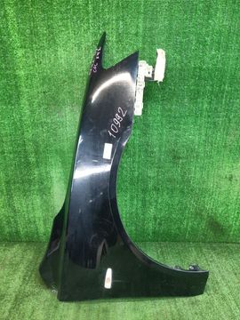 КРЫЛО НА MITSUBISHI GALANT FORTIS CY4A