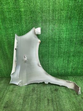 КРЫЛО НА TOYOTA VITZ NCP10